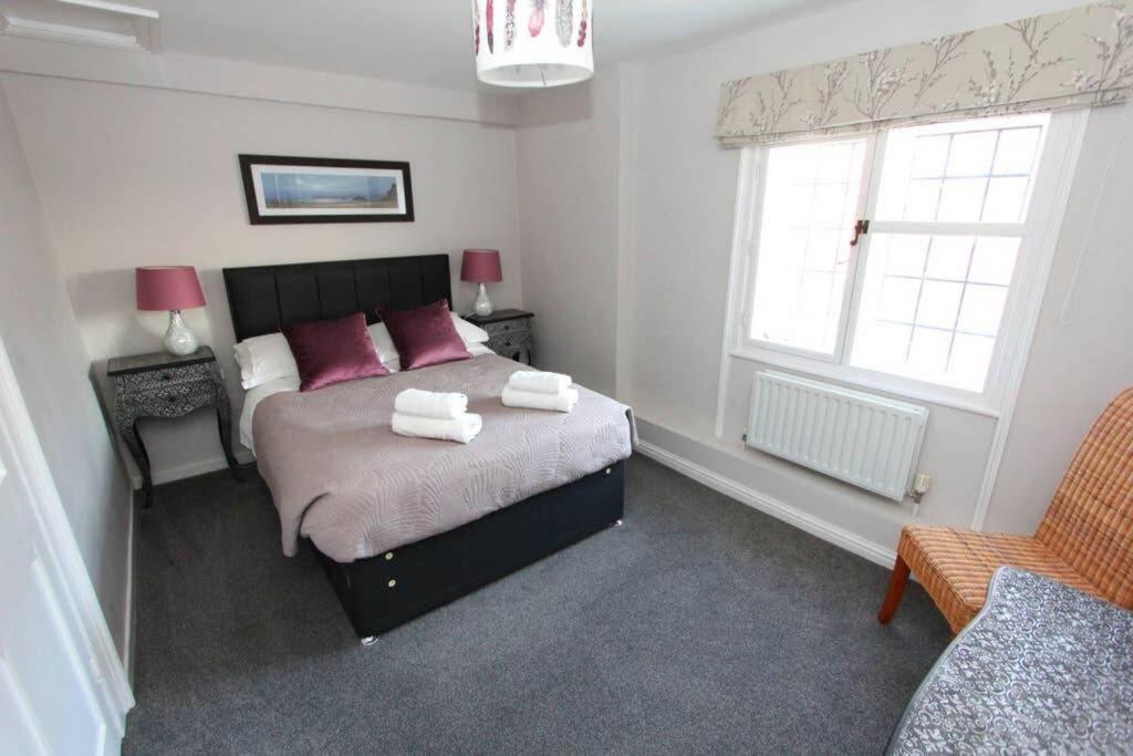 Top Floor Character Apartment In The Heart Of The City Centre Chester Eksteriør billede